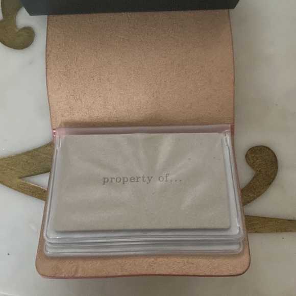 Pink leather card holder - Picture 2 of 3